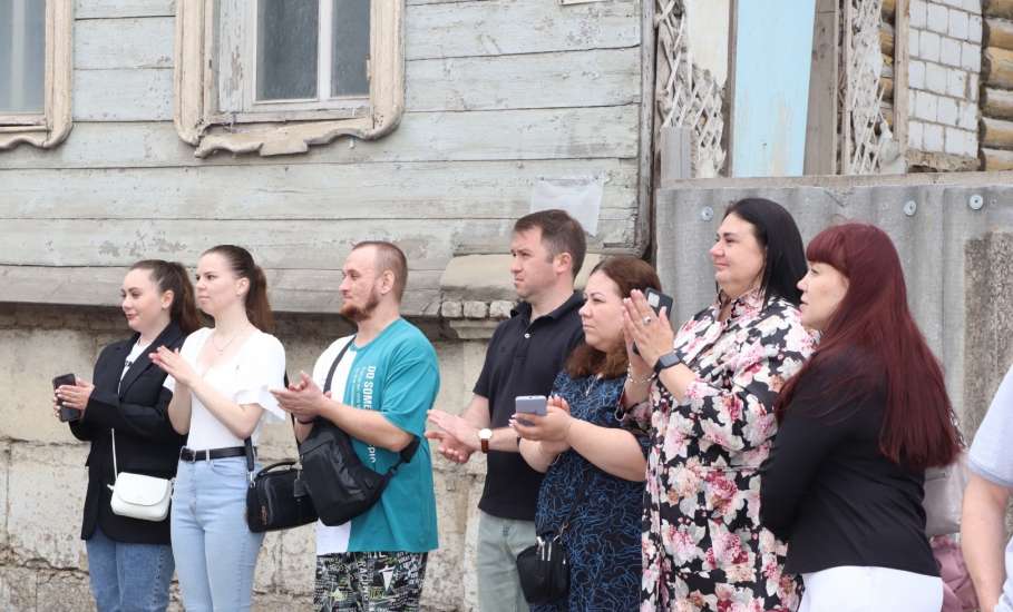 В Ельце состоялось торжественное открытие обновлённой доски Почёта Елецкого района!