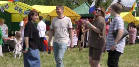 На площадке «Казачья застава» прошёл яркий и колоритный фестиваль национальных культур «В семье единой»