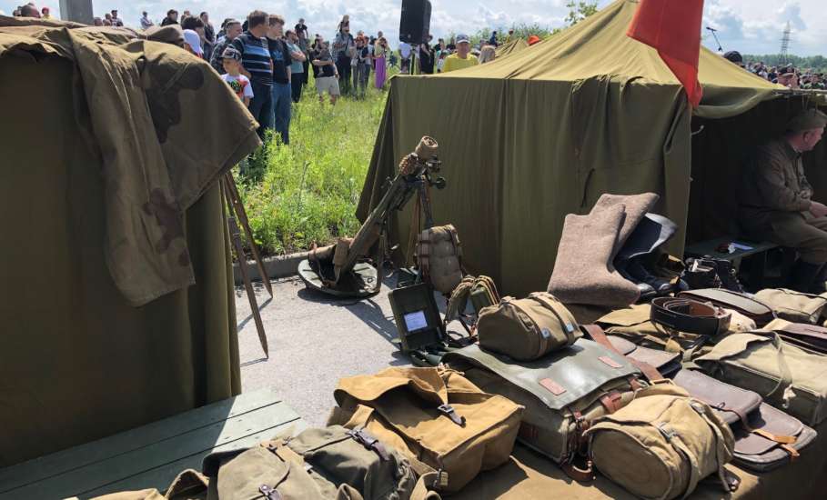 В Ельце сегодня слышна стрельба и взрывы в так и не построенном микрорайоне Московский!