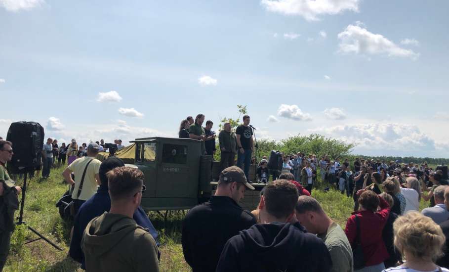 В Ельце сегодня слышна стрельба и взрывы в так и не построенном микрорайоне Московский!