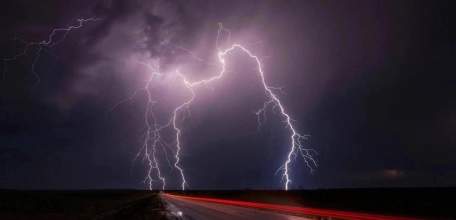 Главное управление МЧС России по Липецкой области предупреждает: грозовое положение с дождями и усилением ветра!