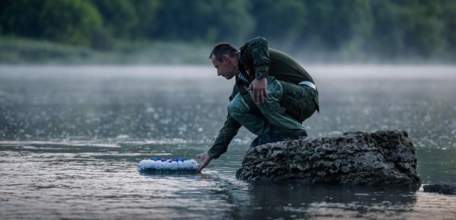В Ельце запустили венки по реке Сосне!