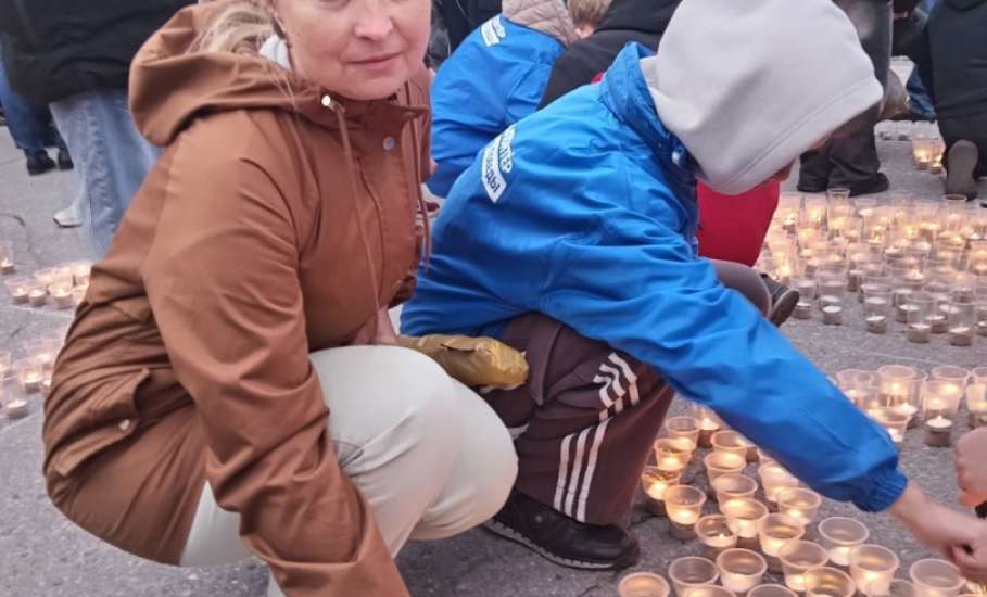 В Ельце состоялась Международная акция "Огненные картины войны"