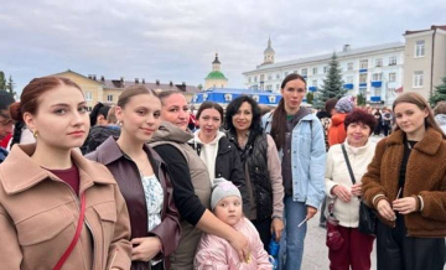 В Ельце состоялась Международная акция "Огненные картины войны"