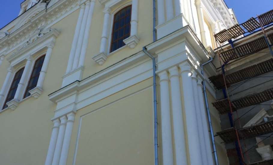 Продолжаются реставрационные работы на объекте культурного наследия "Ансамбль Вознесенского собора" города Ельца