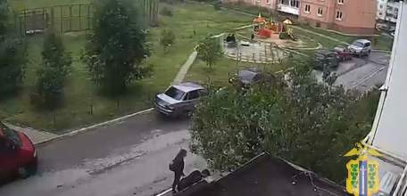 В Ельце раскрыта кража сумки, оставленной на скамейке 12-летней девочкой