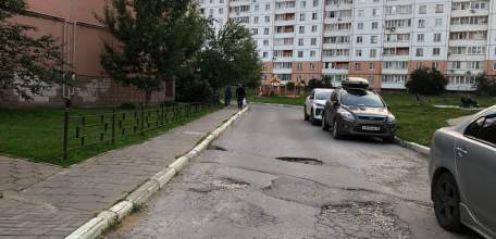 Микрорайон Александровский в Ельце в ужасном состоянии! А большинство жителей значит всё устраивает!