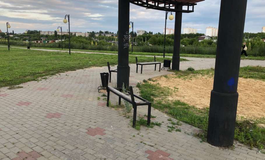 В Ельце «выбрали», какие скверы будут благоустраивать по второму разу!!!