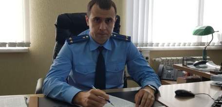 Прокурор Ельца Эльдар Аманов утвердил обвинительные заключения по двум уголовным делам о превышении должностных полномочий начальника управления администрации Ельца и мошенничестве подрядчика!