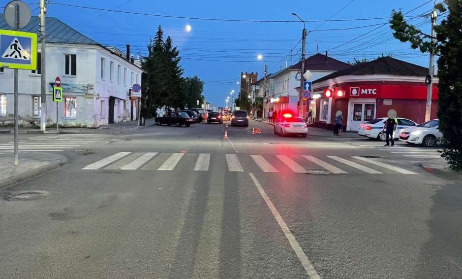 За выходные в Ельце в ДТП пострадал 17-летний водитель мотоцикла