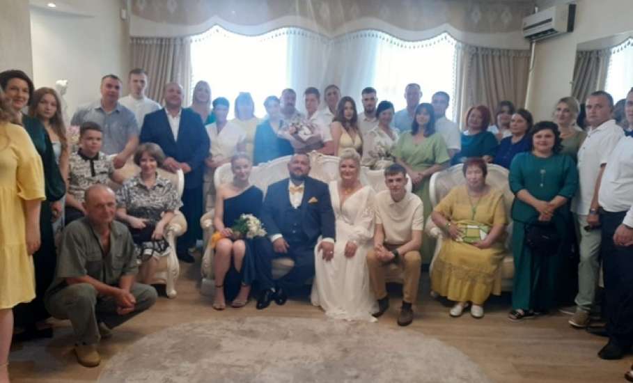 Сегодня, 08.07.25 в ЗАГСе Ельца пары скрепили брачный союз