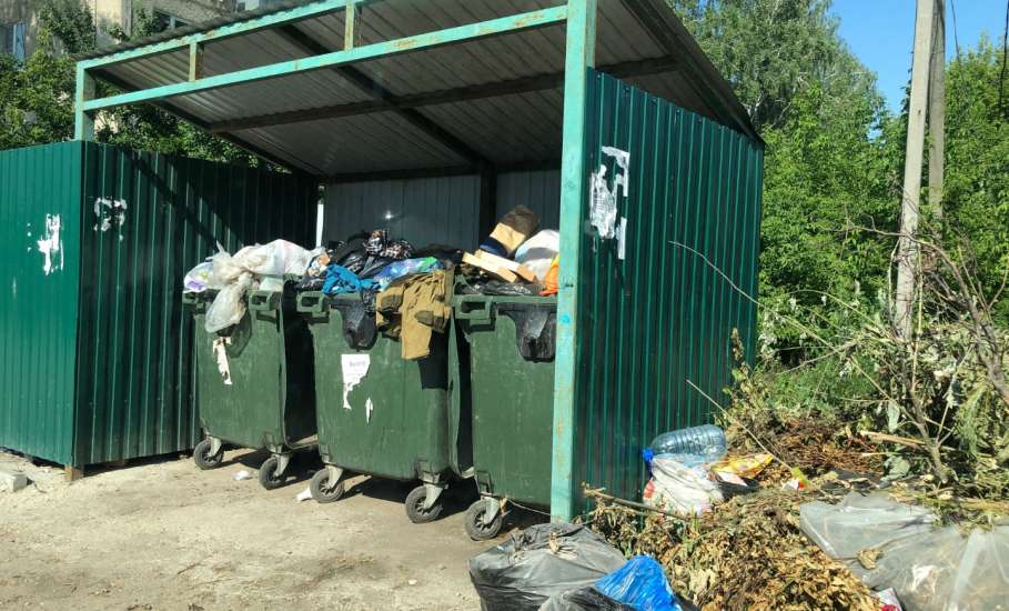 В городе Ельце, Липецкой области, сегодня снова начался мусорный коллапс!!!
