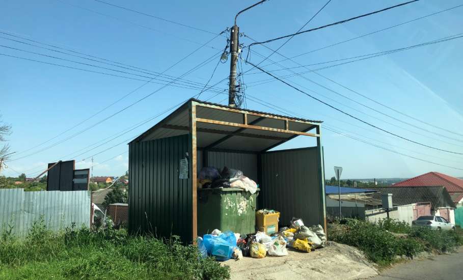 В городе Ельце, Липецкой области, сегодня снова начался мусорный коллапс!!!
