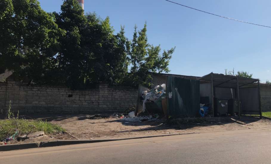 В городе Ельце, Липецкой области, сегодня снова начался мусорный коллапс!!!