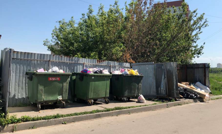 В городе Ельце, Липецкой области, сегодня снова начался мусорный коллапс!!!