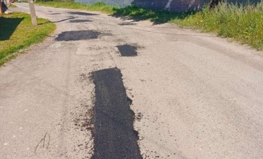 В Ельце продолжается ямочный ремонт дорожного покрытия
