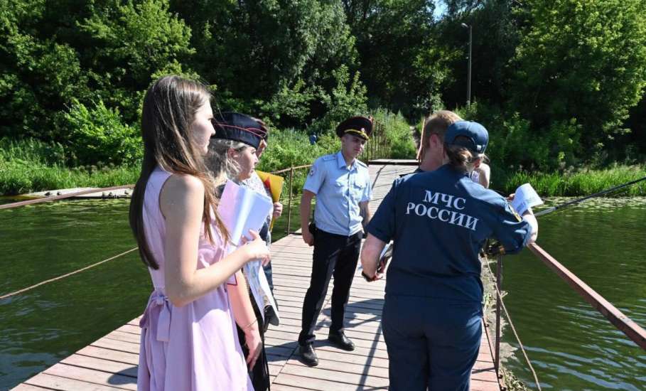 Сегодня в Ельце состоялся совместный рейд по несанкционированным водным объектам для купания!