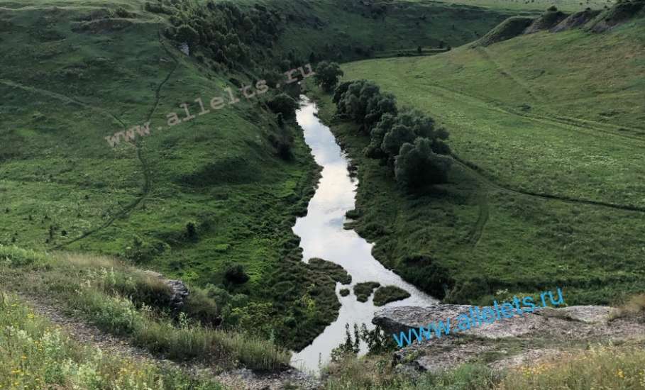 Главное управление МЧС России по Липецкой области предупреждает: в ближайшие 1-2 часа и до конца дня ожидается гроза.