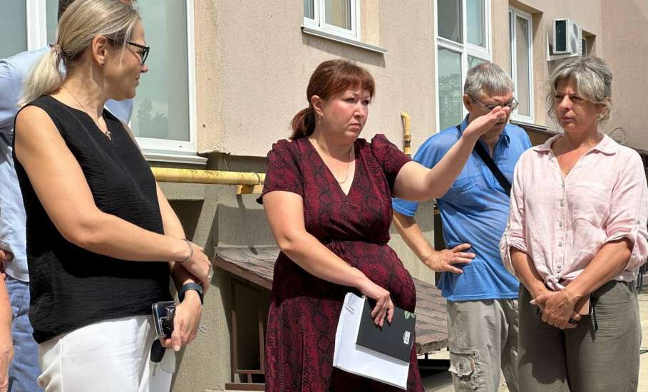 Сегодня провел встречу с жильцами дома, пострадавшего от атаки БПЛА 3 июля в Ельце