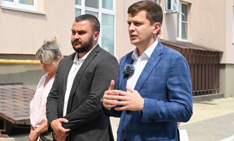 Сегодня провел встречу с жильцами дома, пострадавшего от атаки БПЛА 3 июля в Ельце