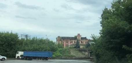 Сегодня в Ельце снова затопило дорогу под жд мостом по улице Промышленной!