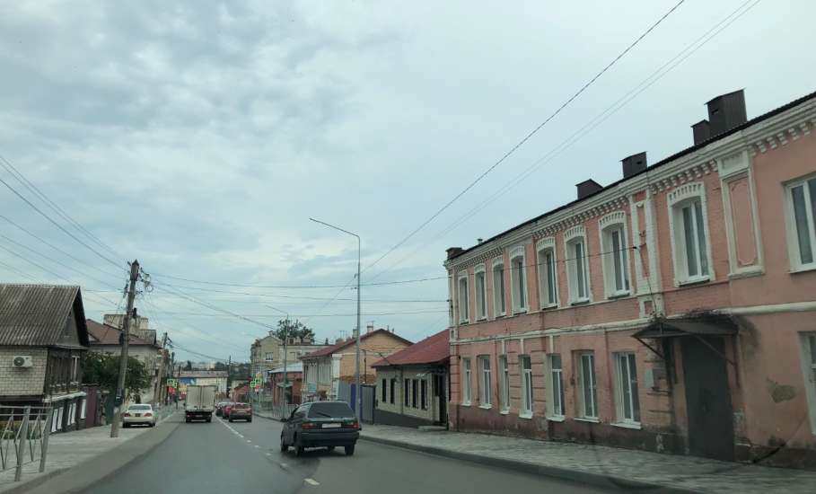 В Ельце возбуждено уголовное дело о приготовлении к даче взятки местным таксистом!