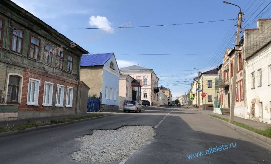 Жалоба жителей Ельца к главе города Вячеславу Жабину по поводу бездействия в устранении аварийных участков дорог