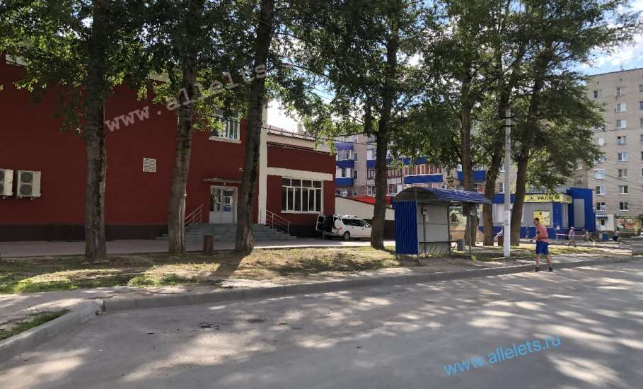 Ужасные остановочные павильоны в Ельце продолжают уродовать облик города!