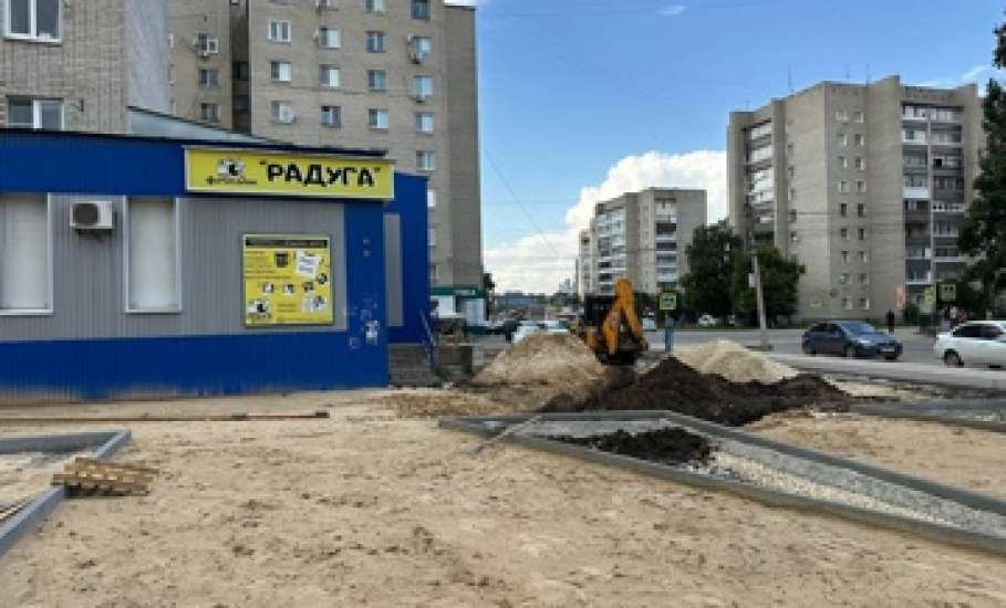 По программе формирования комфортной городской среды продолжается обновление пространства вокруг ДК Железнодорожников