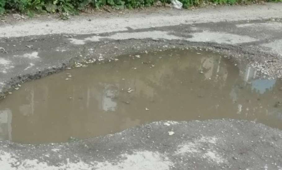 Жители Ельца жалуются, что обращения к депутату, главе города и губернатору Липецкой области не помогают!