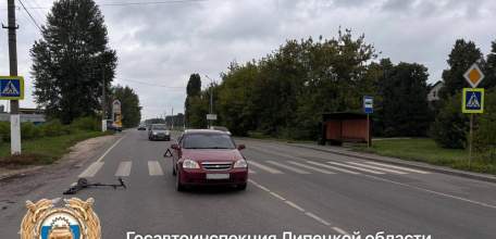 Елецкие автоинспекторы устанавливают обстоятельства дорожно-транспортного происшествия, в котором пострадал ребенок!