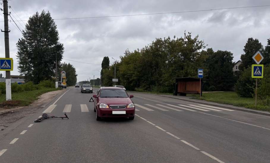 В Ельце на пешеходном переходе сбили мальчика! Он госпитализирован