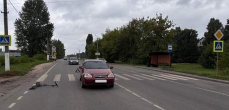 В Ельце на пешеходном переходе сбили мальчика! Он госпитализирован