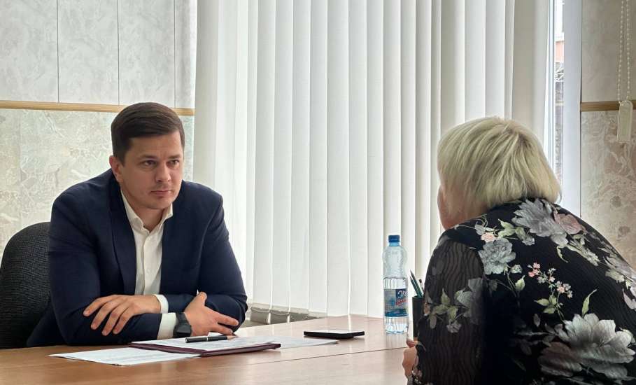 Вячеслав Жабин сегодня провел личный прием граждан, где подробно рассмотрели актуальные вопросы, волнующие жителей нашего города