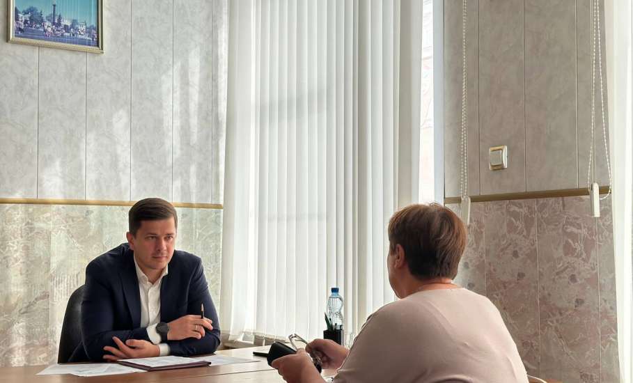 Вячеслав Жабин сегодня провел личный прием граждан, где подробно рассмотрели актуальные вопросы, волнующие жителей нашего города