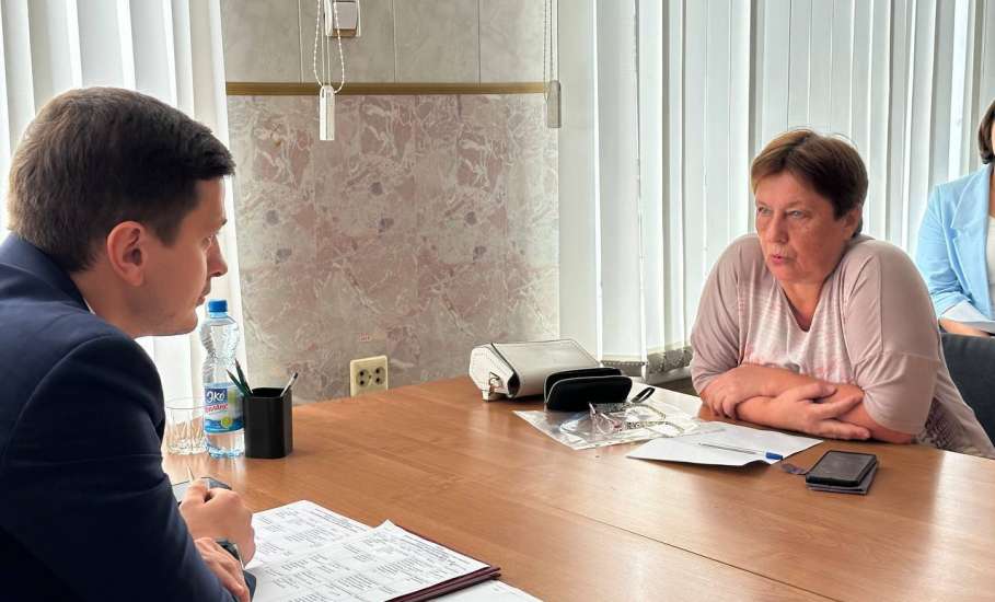 Вячеслав Жабин сегодня провел личный прием граждан, где подробно рассмотрели актуальные вопросы, волнующие жителей нашего города