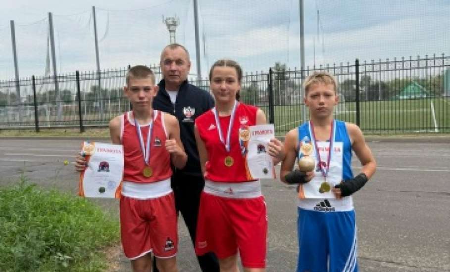 22-23 августа в городе Мичуринске состоялся V Открытый турнир по боксу на призы боксерского клуба "Ударник"
