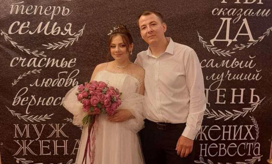 Управление ЗАГС города Ельца поздравляет новых молодожёнов!
