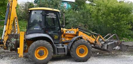 Наконец администрация Ельца приступила к очистке русла ручья Лучка!