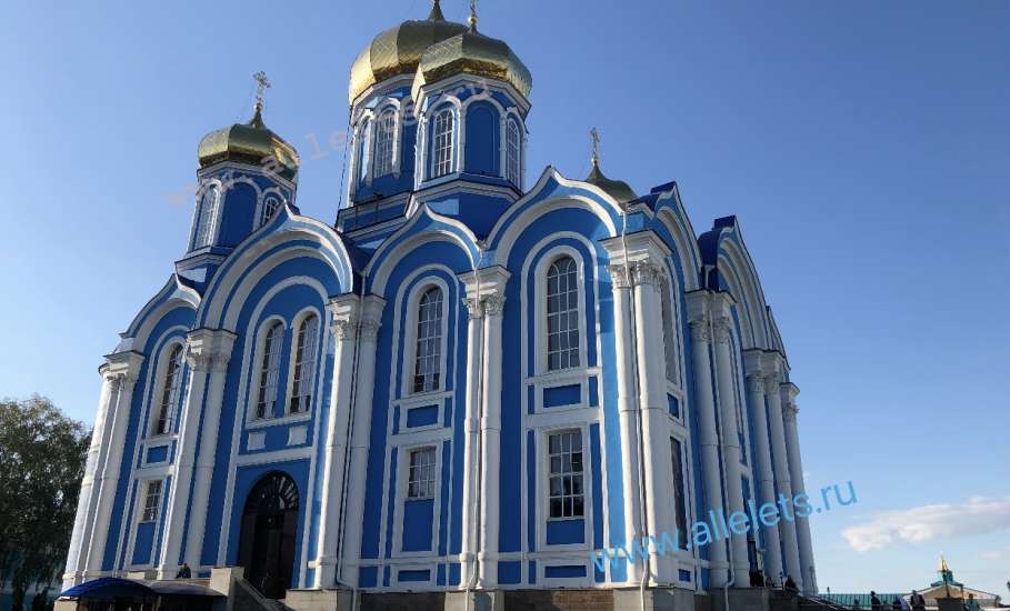 Сегодня отмечается день памяти святителя Тихона Задонского. С праздником!