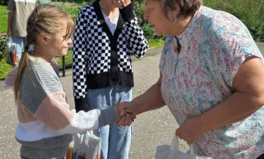 Добро с рюкзаком: акция «Помоги пойти учиться» дарит детям праздник знаний!