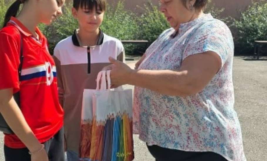 Добро с рюкзаком: акция «Помоги пойти учиться» дарит детям праздник знаний!