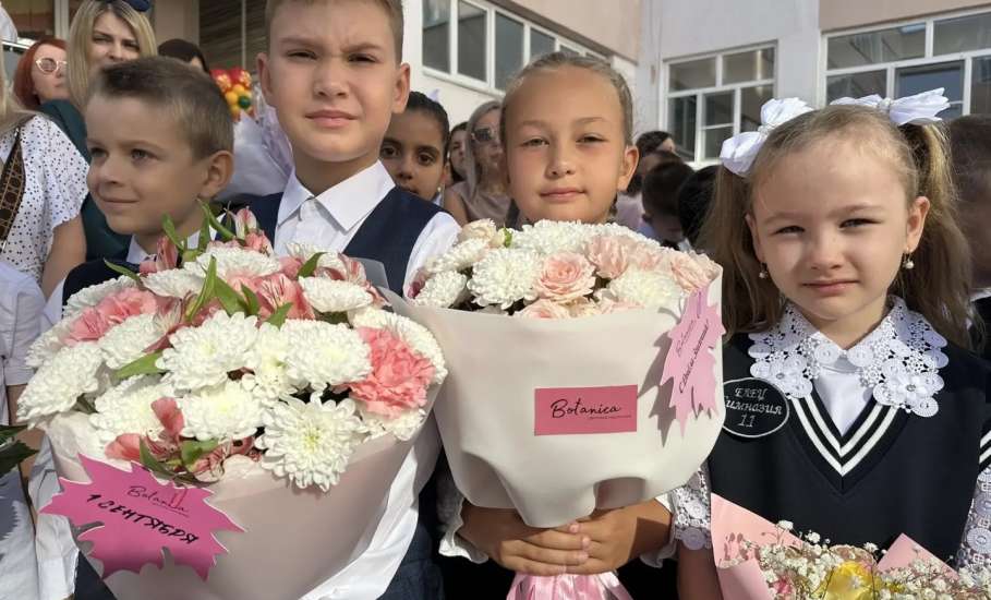 Сегодня, 1 сентября, начался новый учебный год в образовательных организациях города Ельца