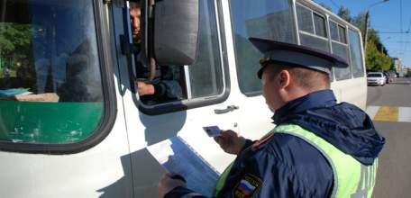 С 5 апреля по 8 мая 2017 года сотрудниками ГИБДД Елецкого района выявлено 18 нарушений ПДД водителями автобусов