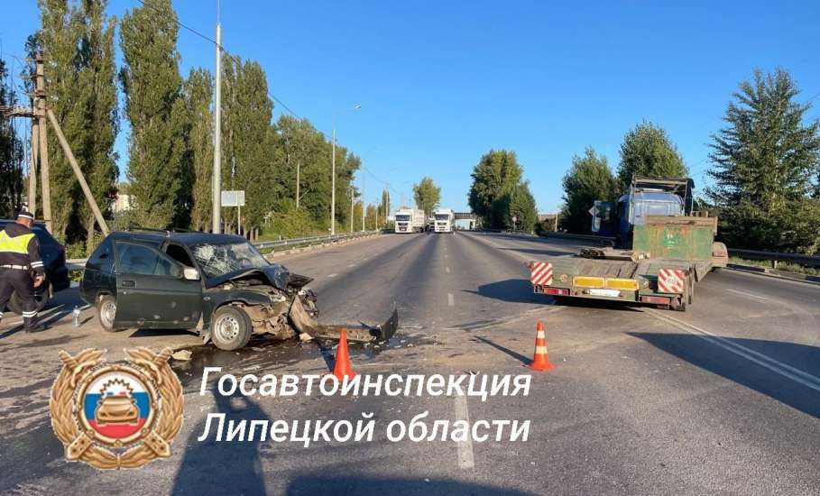 В Ельце автоинспекторы устанавливают обстоятельства ДТП с шестью пострадавшими!