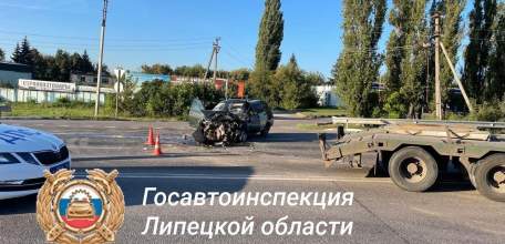 В Ельце автоинспекторы устанавливают обстоятельства ДТП с шестью пострадавшими!