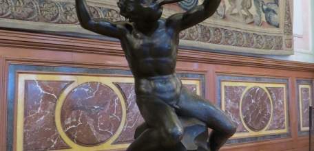 Албания первой в мире назначила министром нейросеть!