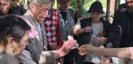 Раздача бесплатной еды началась в Липецке для бедных людей!