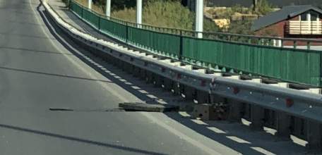 Новый мост в Ельце по улице 9 Декабря пришёл в негодность!