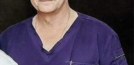 Сегодня, в Международный день хирурга, мы выражаем огромное уважение и благодарность тем, кто каждый день выходит на эту тихую и ответственную битву за здоровье людей